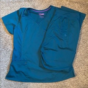 Healing Hands Purple Label Scrub Set